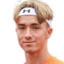 L. Neumayer
